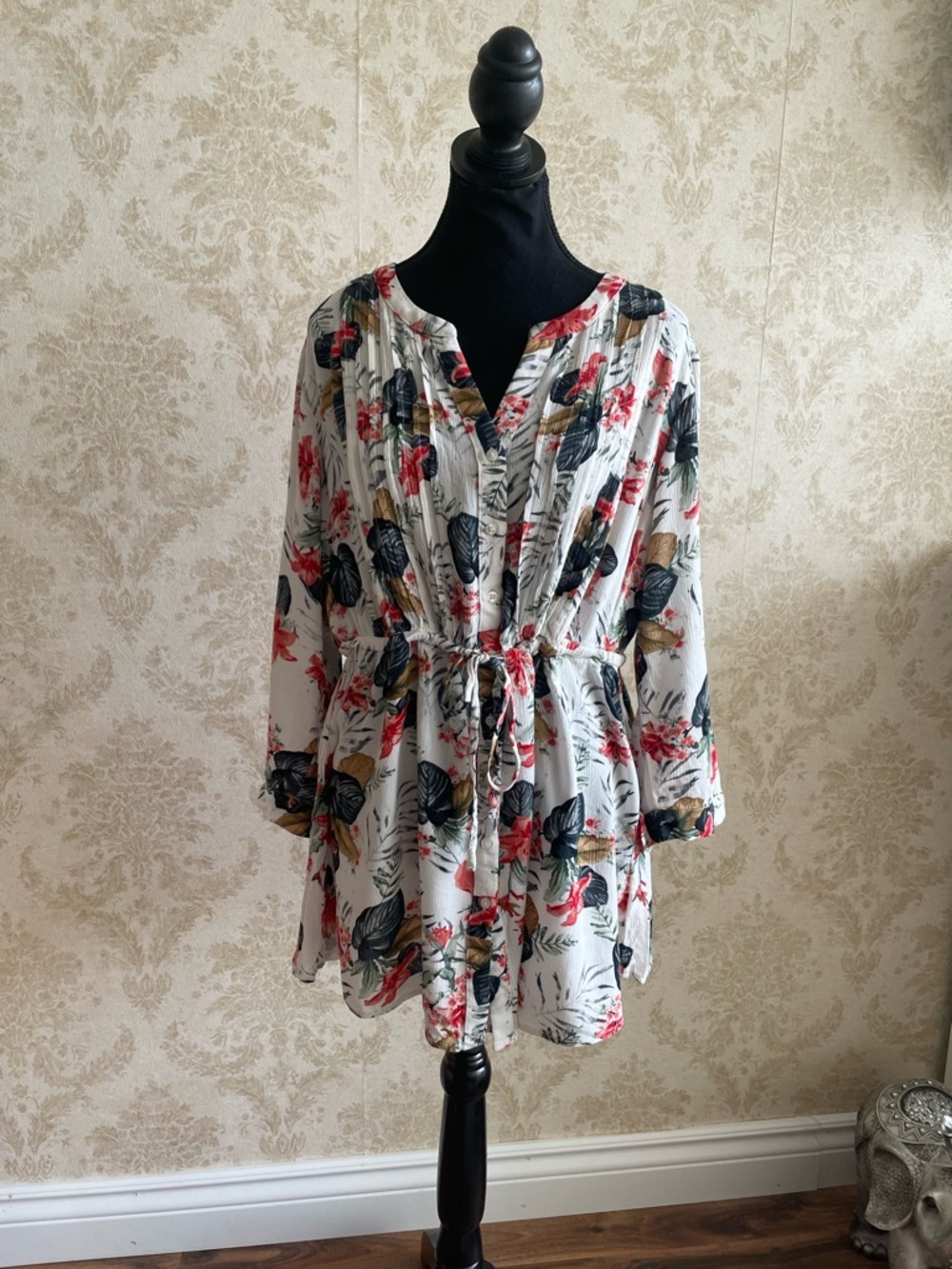Hilary Radley Cream Floral Tunic Top